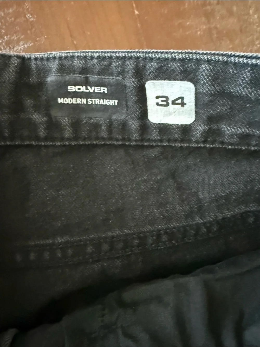 Volcom Solver Men’s Black Dark Wash Straight Fit Denim Jean size 34